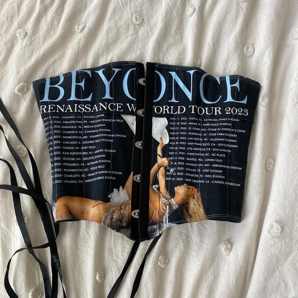 VINTAGE Beyoncé Renaissance Corset. - Picture 1 of 2